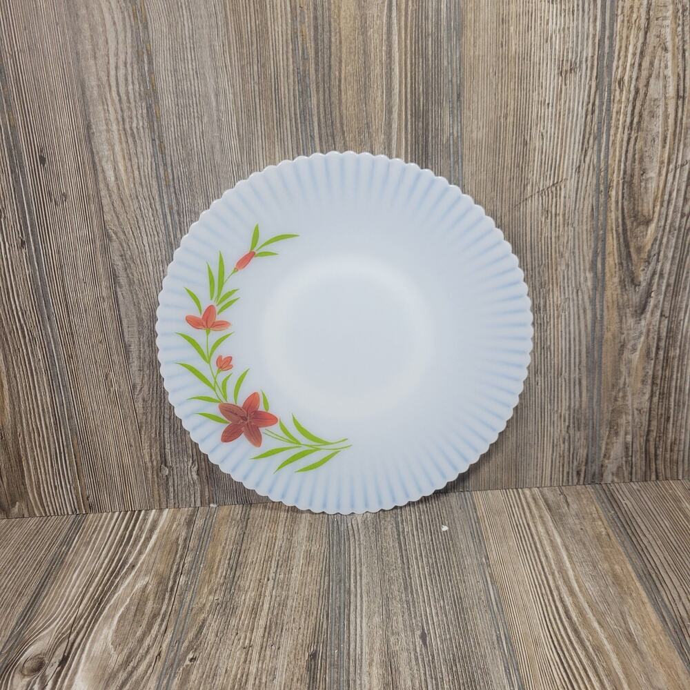 Vintage MacBeth Evans Monax Petalware Florette White 10.74" Platter Cake Plate